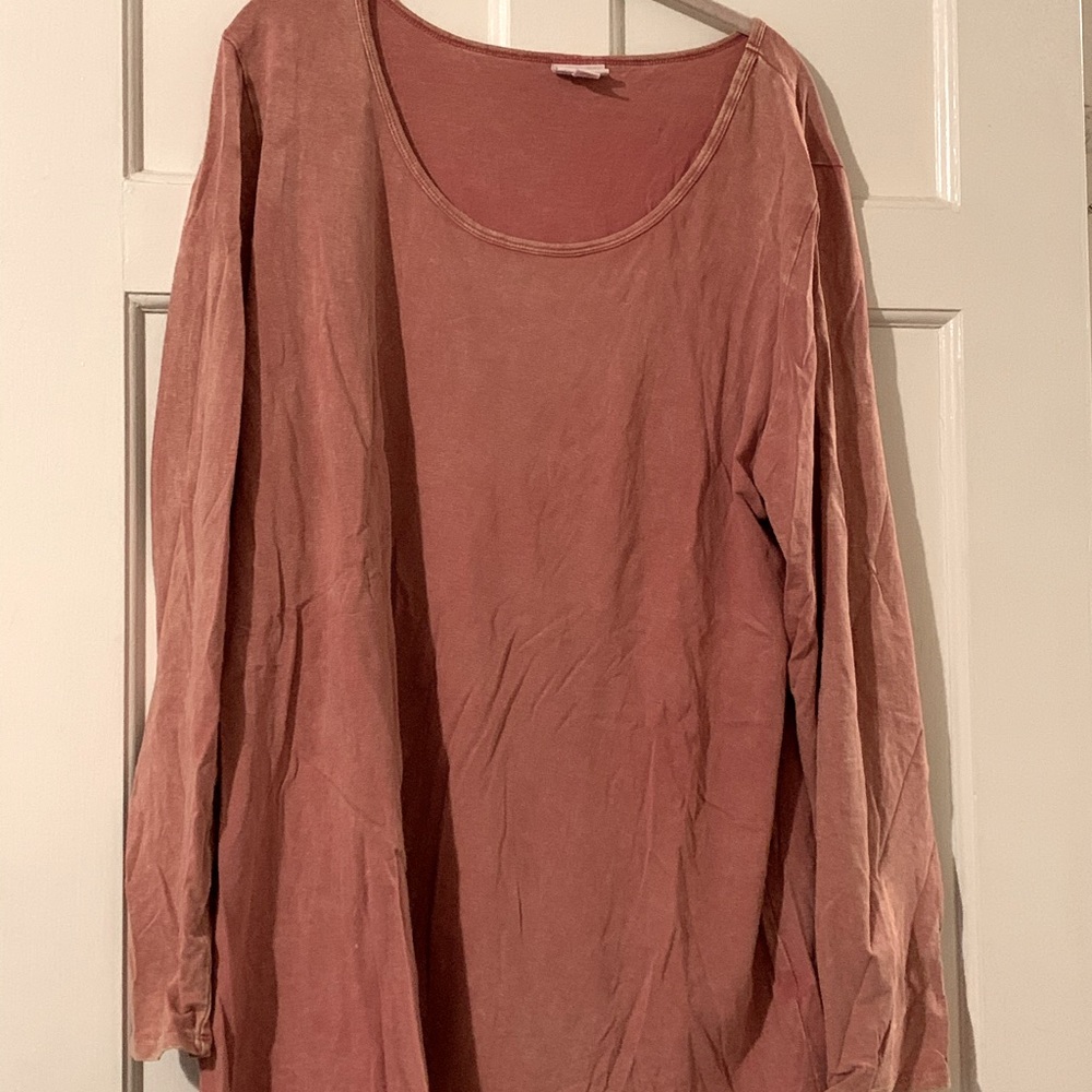 Long sleeved shirt